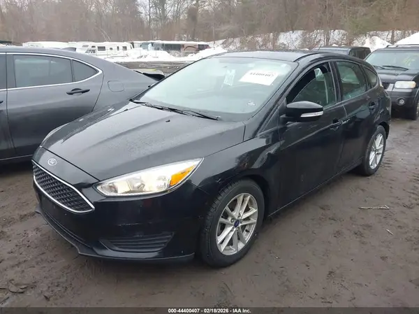 1FADP3K20HL281066 2017 FORD FOCUS - Image 2