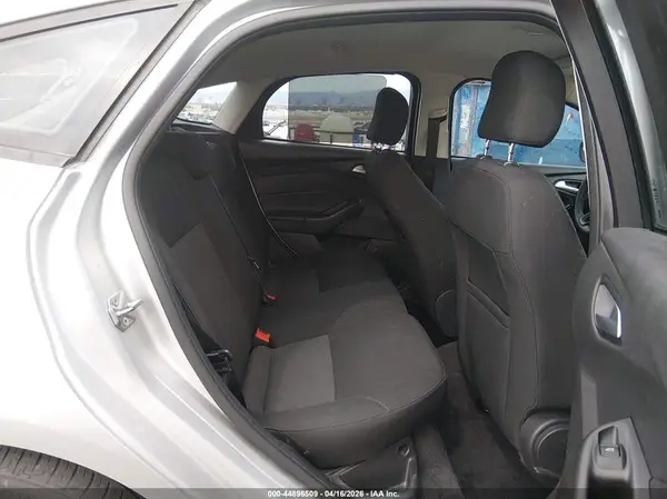 1FADP3K20HL305382 2017 FORD FOCUS - Image 8