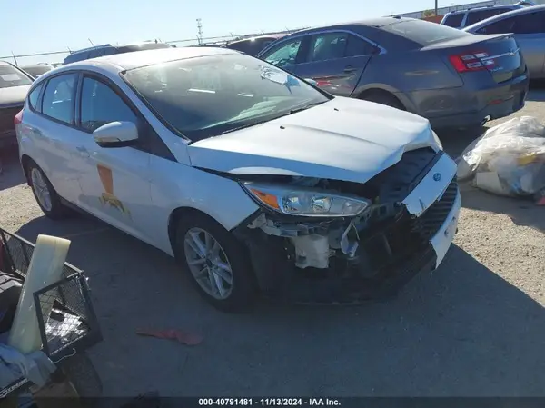 1FADP3K20HL313577 2017 FORD FOCUS - Image 1