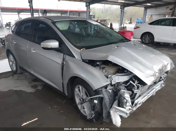 1FADP3K20HL324269 2017 FORD FOCUS - Image 1