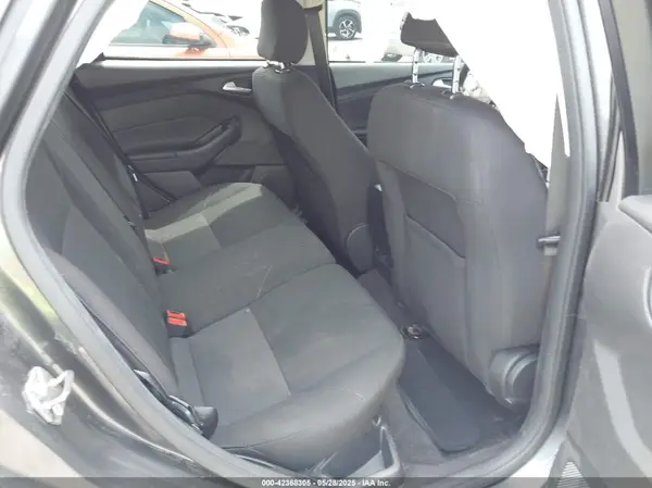 1FADP3K20HL325017 2017 FORD FOCUS - Image 8