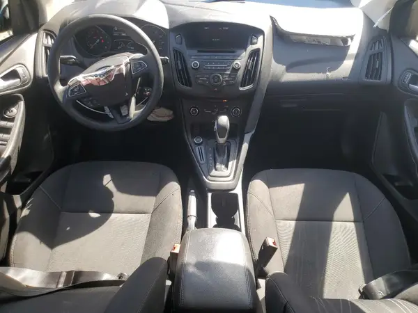 1FADP3K20HL327012 2017 FORD FOCUS - Image 8