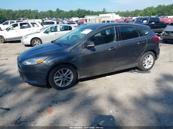 1FADP3K20HL336793 2017 FORD FOCUS - Image 2