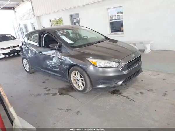 1FADP3K20HL337796 2017 FORD FOCUS - Image 1