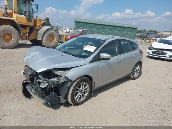 1FADP3K20JL203070 2018 FORD FOCUS - Image 2
