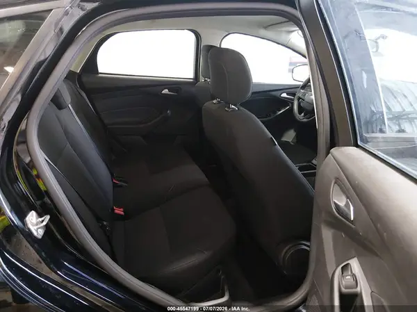 1FADP3K20JL230379 2018 FORD FOCUS - Image 8