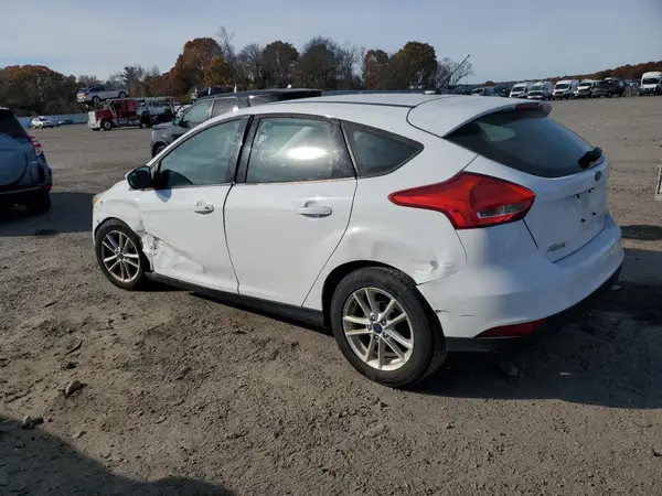 1FADP3K20JL237008 2018 FORD FOCUS - Image 2