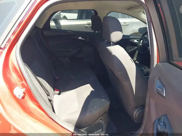 1FADP3K20JL240295 2018 FORD FOCUS - Image 8