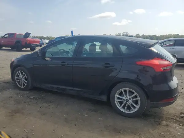 1FADP3K20JL240863 2018 FORD FOCUS - Image 2