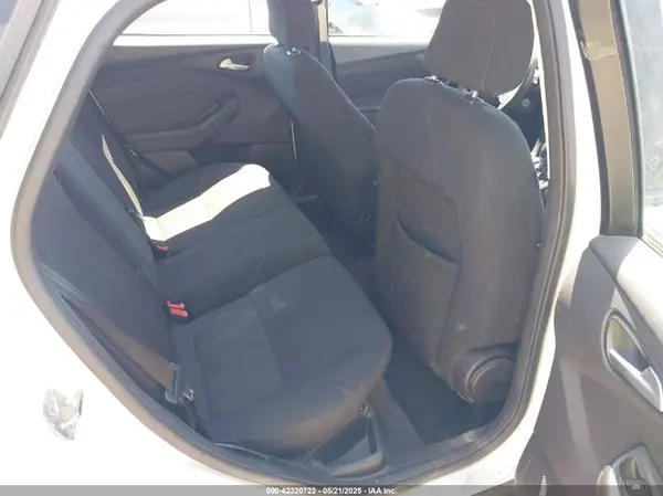 1FADP3K20JL241835 2018 FORD FOCUS - Image 8