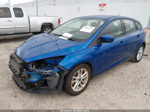 1FADP3K20JL250244 2018 FORD FOCUS - Image 2