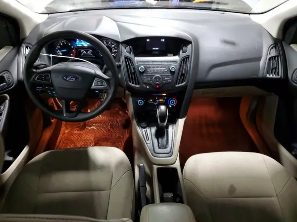1FADP3K20JL252155 2018 FORD FOCUS - Image 8