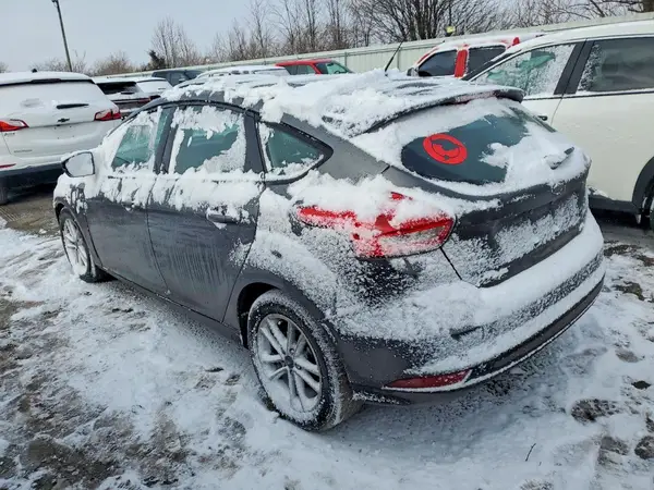 1FADP3K20JL257260 2018 FORD FOCUS - Image 2
