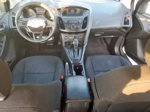 1FADP3K20JL261082 2018 FORD FOCUS - Image 8