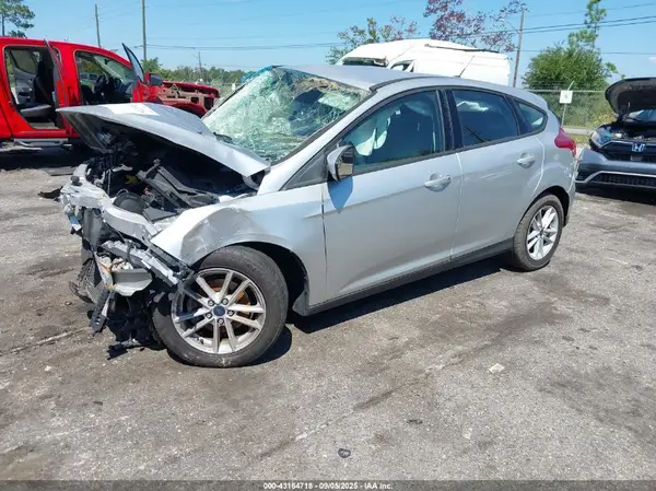 1FADP3K20JL262071 2018 FORD FOCUS - Image 2
