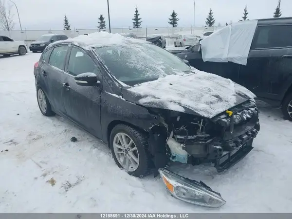 1FADP3K20JL263558 2018 FORD FOCUS - Image 1