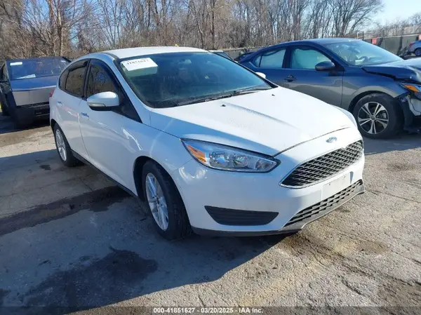 1FADP3K20JL283549 2018 FORD FOCUS - Image 1