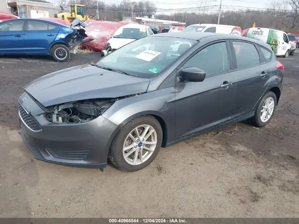 1FADP3K20JL283938 2018 FORD FOCUS - Image 2