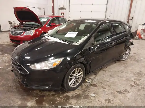1FADP3K20JL321247 2018 FORD FOCUS - Image 2