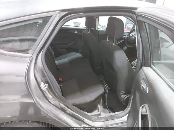 1FADP3K20JL329106 2018 FORD FOCUS - Image 8