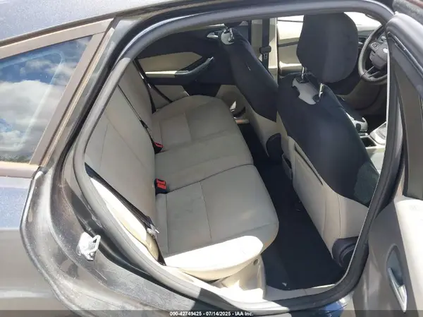 1FADP3K20JL329669 2018 FORD FOCUS - Image 8