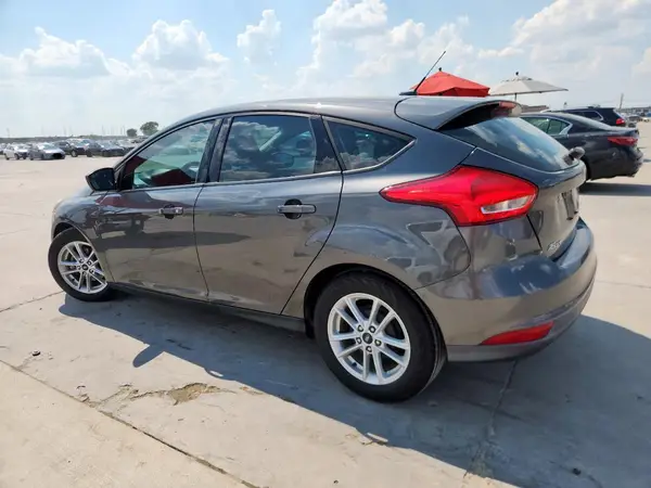 1FADP3K20JL330630 2018 FORD FOCUS - Image 2
