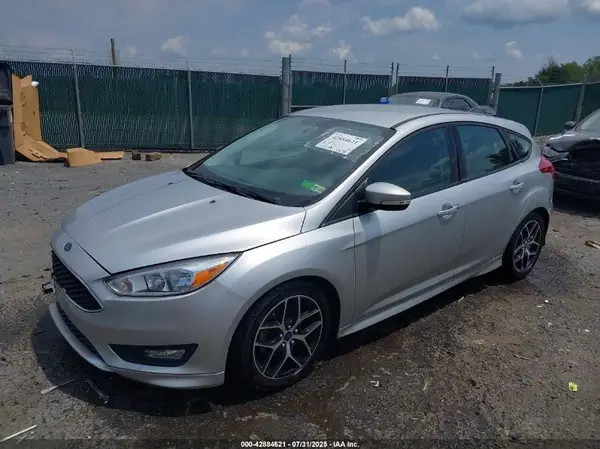 1FADP3K21GL211087 2016 FORD FOCUS - Image 2