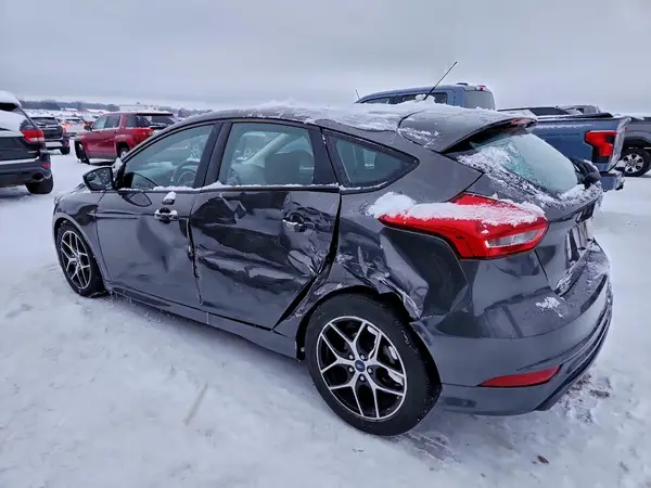 1FADP3K21GL212157 2016 FORD FOCUS - Image 2
