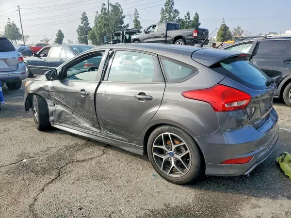 1FADP3K21GL213048 2016 FORD FOCUS - Image 2