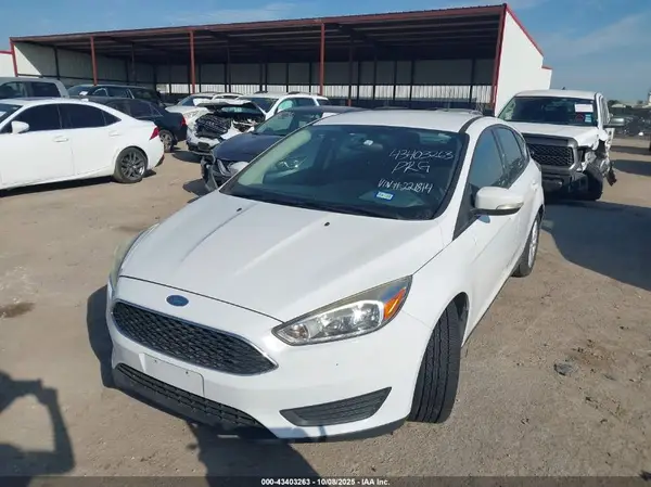 1FADP3K21GL221814 2016 FORD FOCUS - Image 2