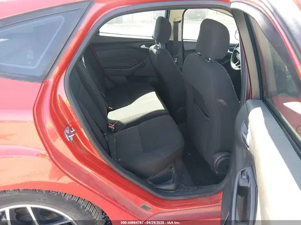 1FADP3K21GL225815 2016 FORD FOCUS - Image 8