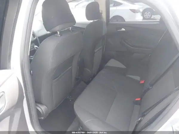 1FADP3K21GL234921 2016 FORD FOCUS - Image 8