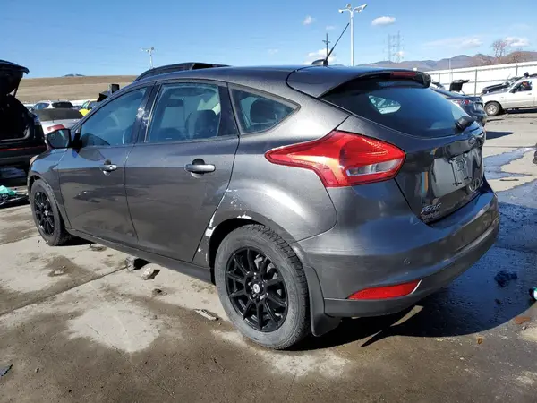 1FADP3K21GL250150 2016 FORD FOCUS - Image 2