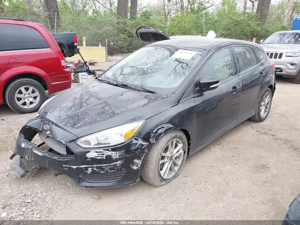 1FADP3K21GL256658 2016 FORD FOCUS - Image 2