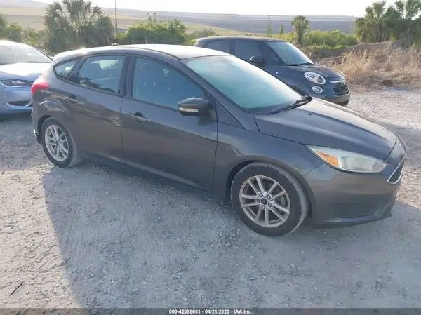 1FADP3K21GL258992 2016 FORD FOCUS - Image 1