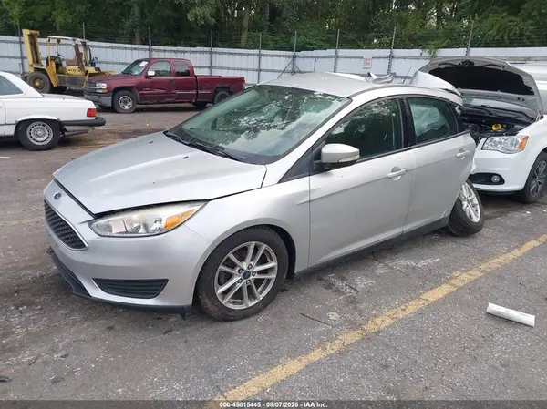 1FADP3K21GL260256 2016 FORD FOCUS - Image 2