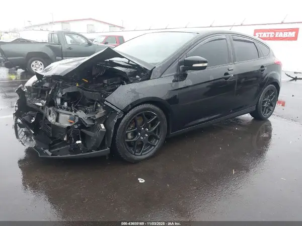 1FADP3K21GL268454 2016 FORD FOCUS - Image 2