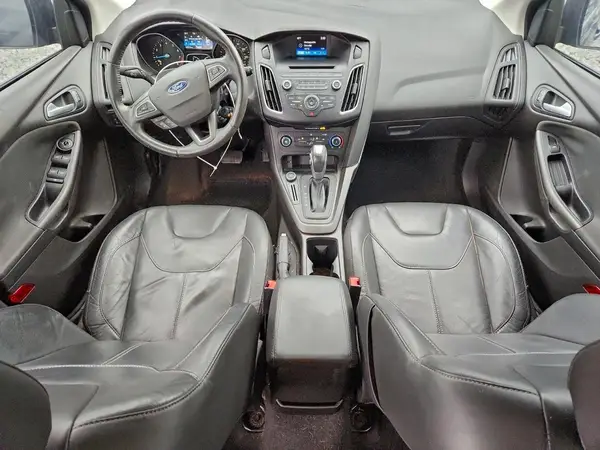 1FADP3K21GL277638 2016 FORD FOCUS - Image 8