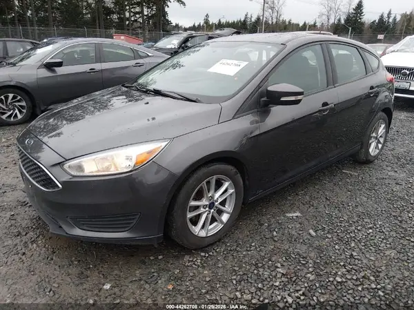 1FADP3K21GL277882 2016 FORD FOCUS - Image 2