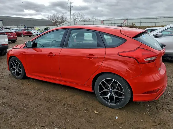 1FADP3K21GL288722 2016 FORD FOCUS - Image 2
