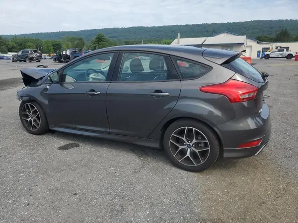 1FADP3K21GL292723 2016 FORD FOCUS - Image 2