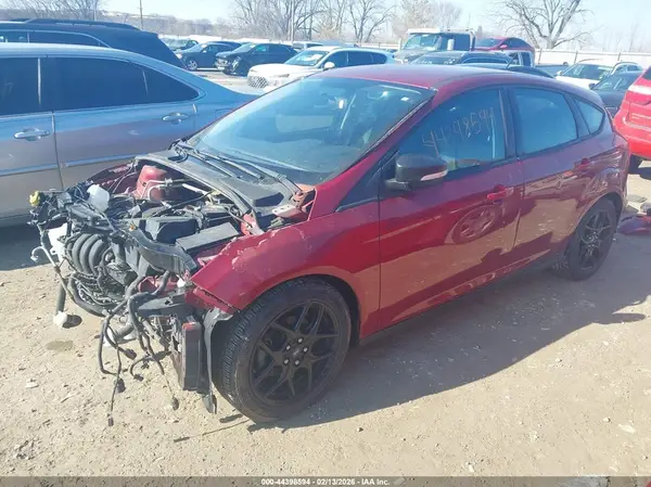 1FADP3K21GL302781 2016 FORD FOCUS - Image 2