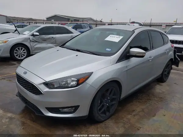 1FADP3K21GL321685 2016 FORD FOCUS - Image 2
