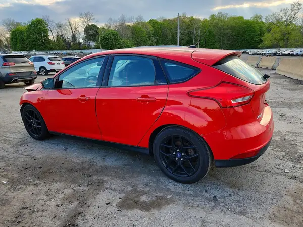 1FADP3K21GL321704 2016 FORD FOCUS - Image 2