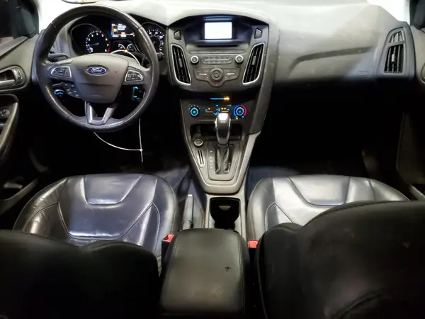 1FADP3K21GL329785 2016 FORD FOCUS - Image 8