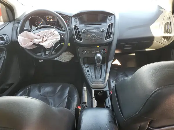 1FADP3K21GL332377 2016 FORD FOCUS - Image 8