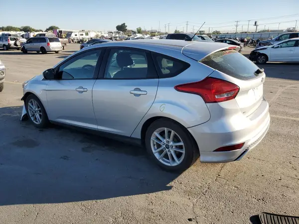 1FADP3K21GL338406 2016 FORD FOCUS - Image 2