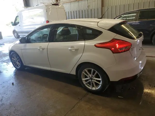 1FADP3K21GL338891 2016 FORD FOCUS - Image 2