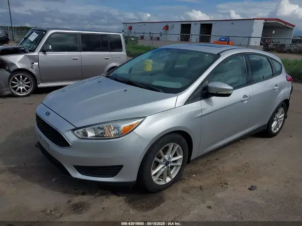 1FADP3K21GL350569 2016 FORD FOCUS - Image 2