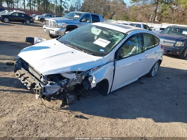 1FADP3K21GL364455 2016 FORD FOCUS - Image 2